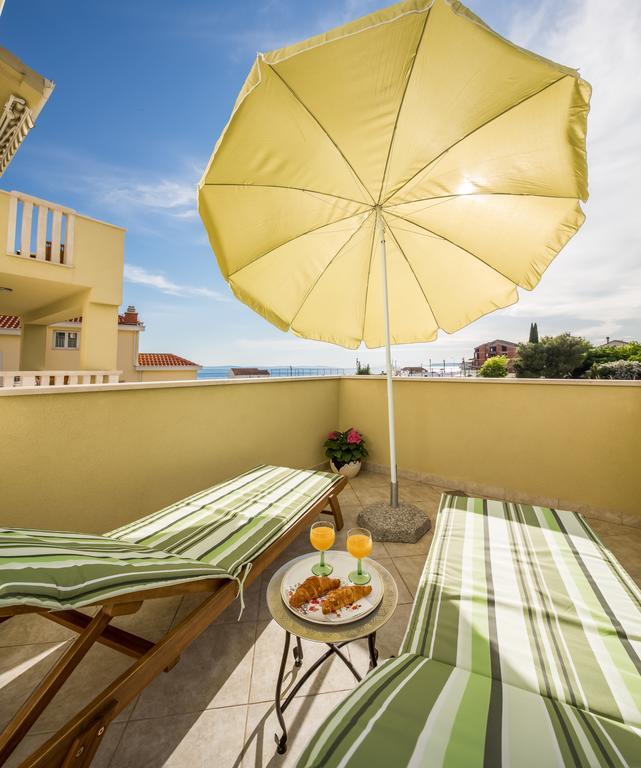 Apartments Leon Podstrana Room photo